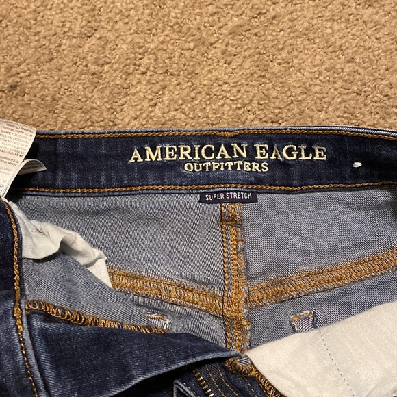 American Eagle Shorts - Picture 3 of 4
